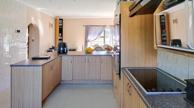 4 Bedroom Property for Sale in Robertson Western Cape